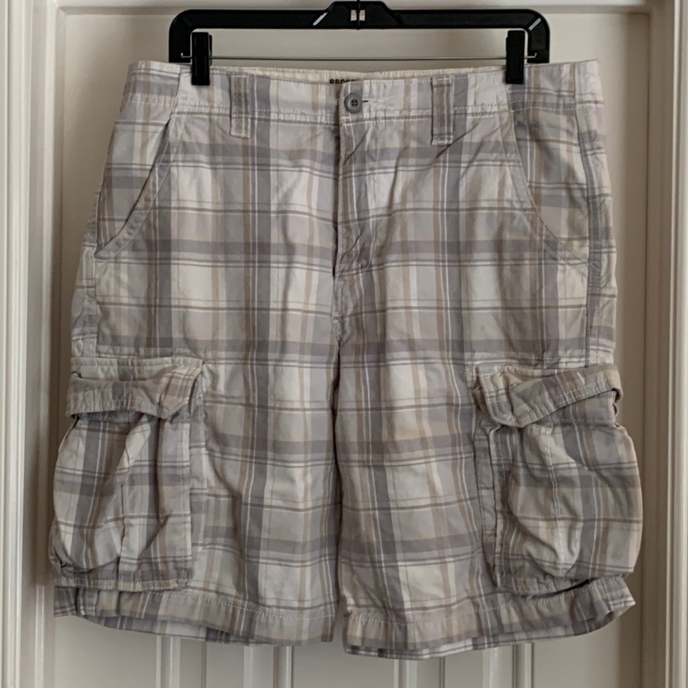 Men's Old Navy Cargo Shorts Size 34 White Grey